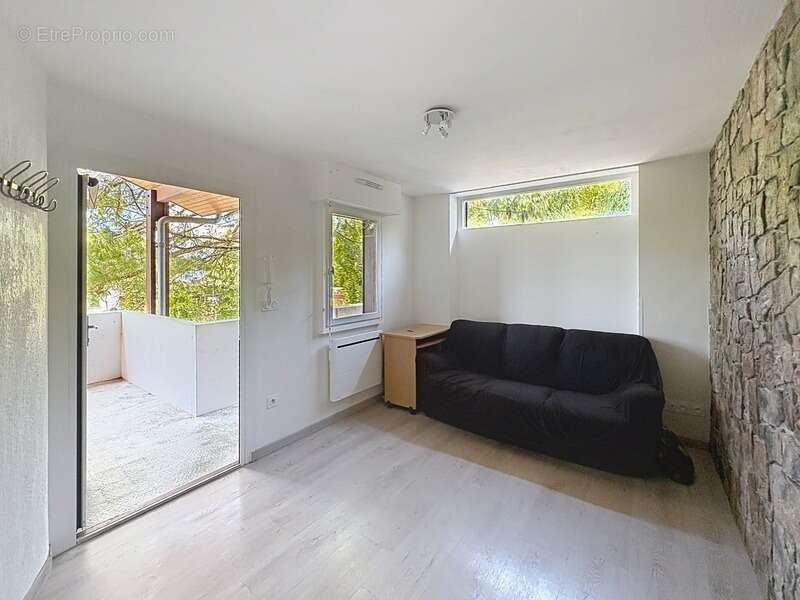Appartement à SAINT-CERGUES
