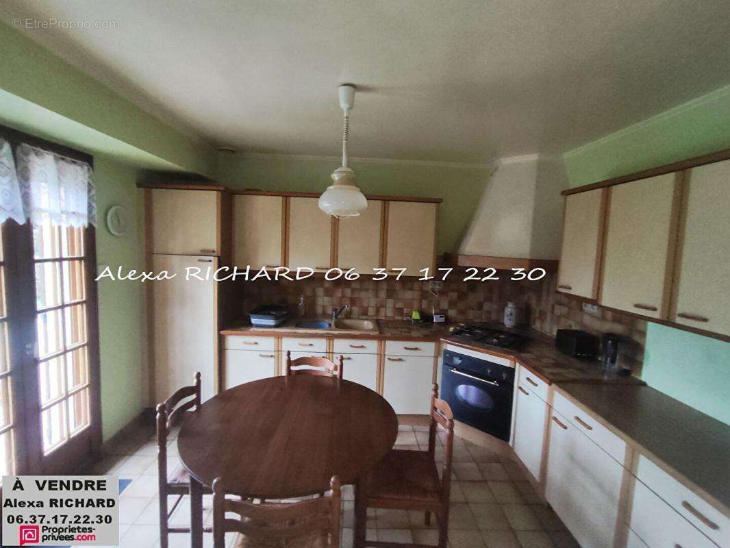 Maison à LA FERRIERE-SUR-RISLE