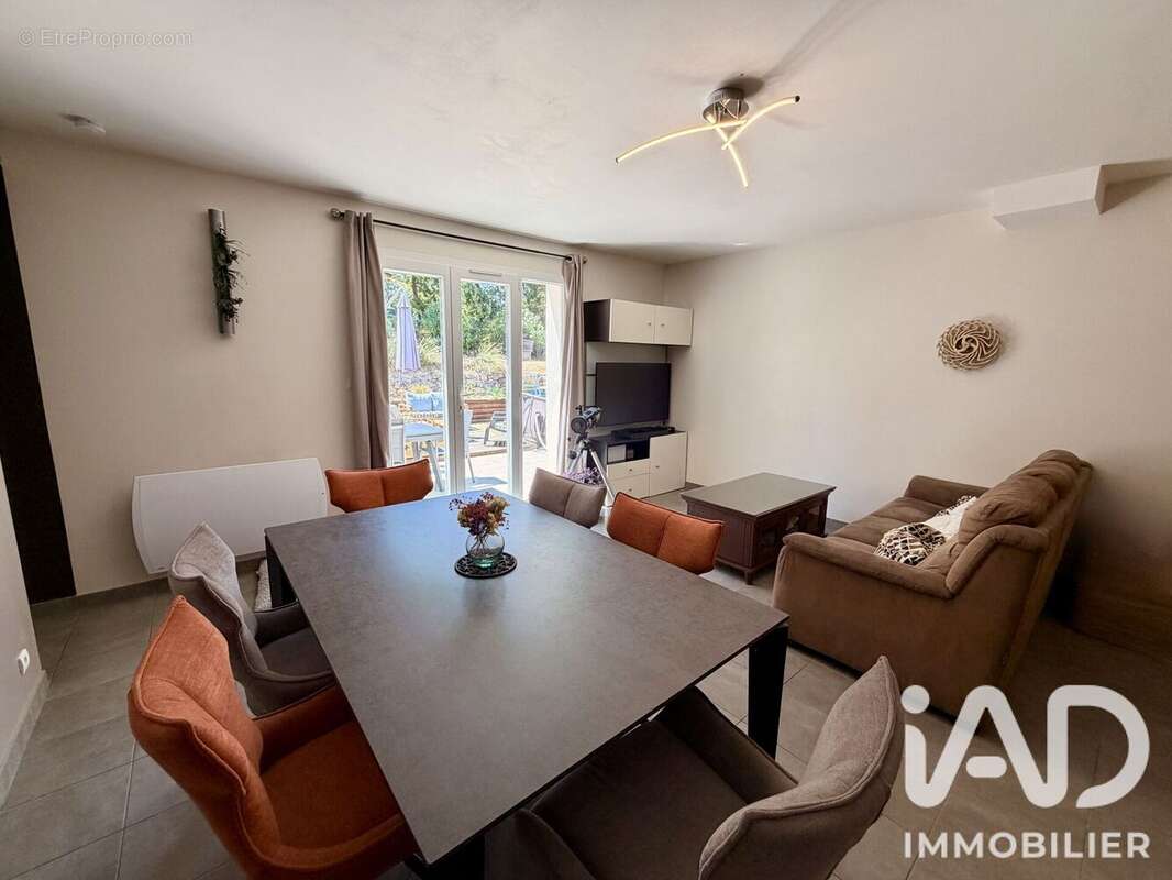 Maison 100 m² à La Roque-D'antheron  - photo 9