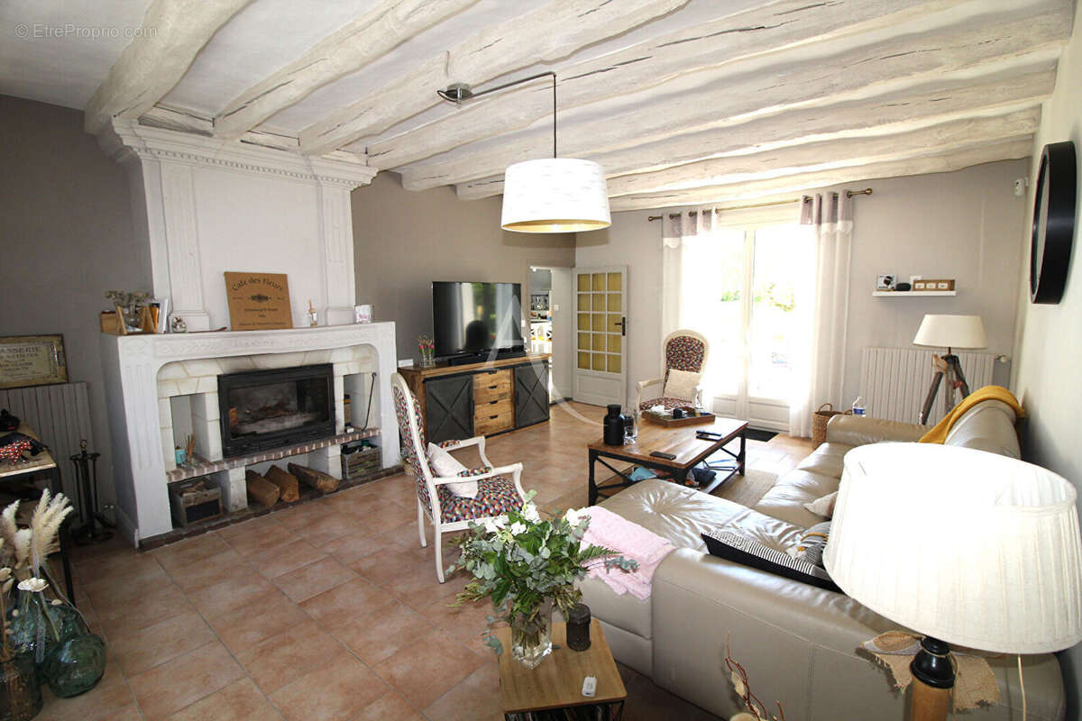 Maison à BLERE