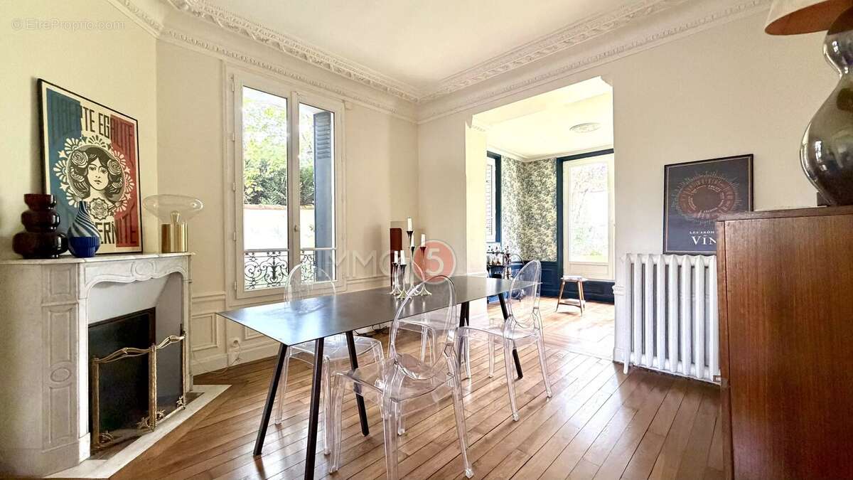 Maison à LE RAINCY