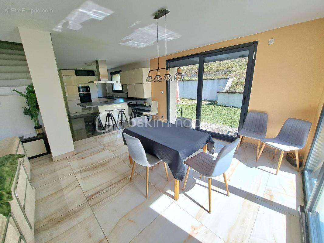 Maison à MORBIER