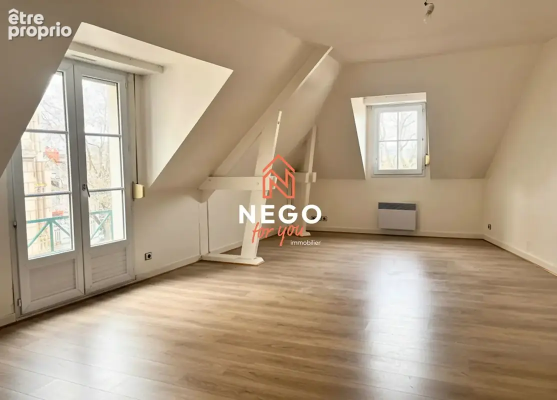 Appartement 88 m²  avec cave - Place Imbach - ANGERS - photo 1