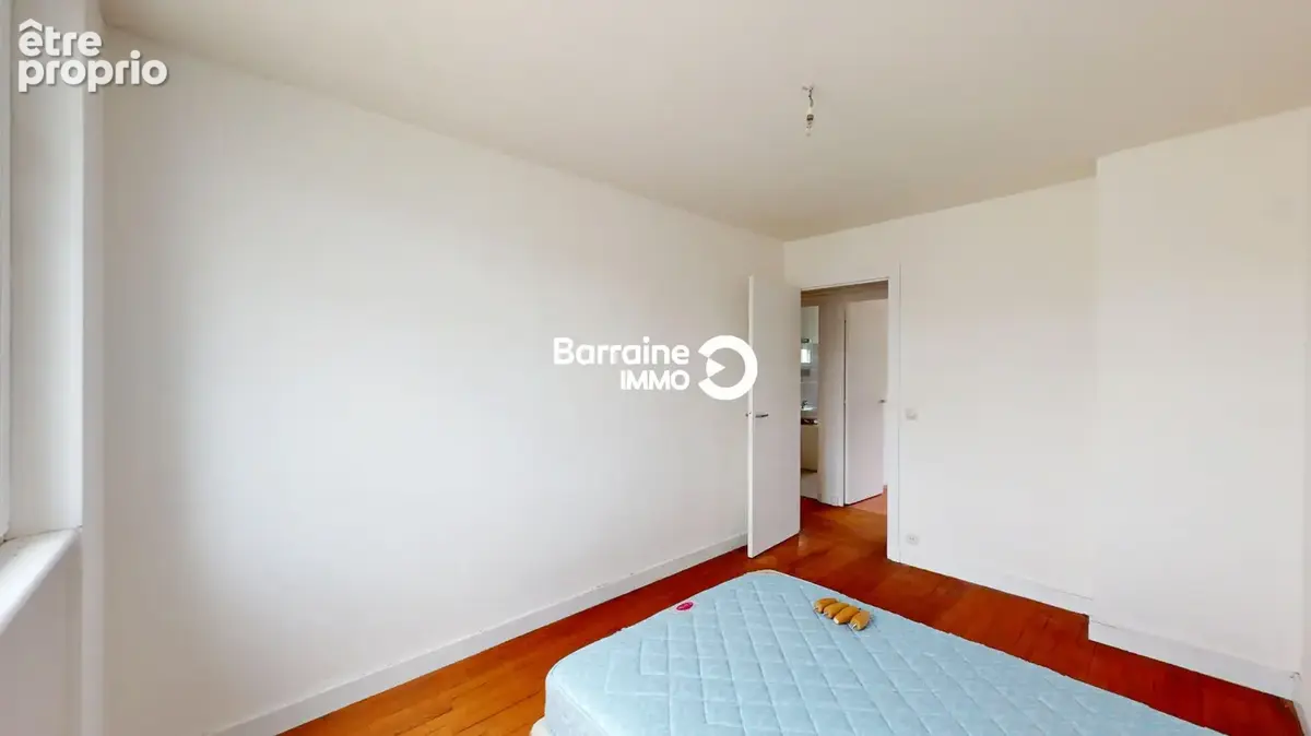 Appartement 4 pièces à vendre à Morlaix - 67.59 m², bon état, proche commodités - photo 16