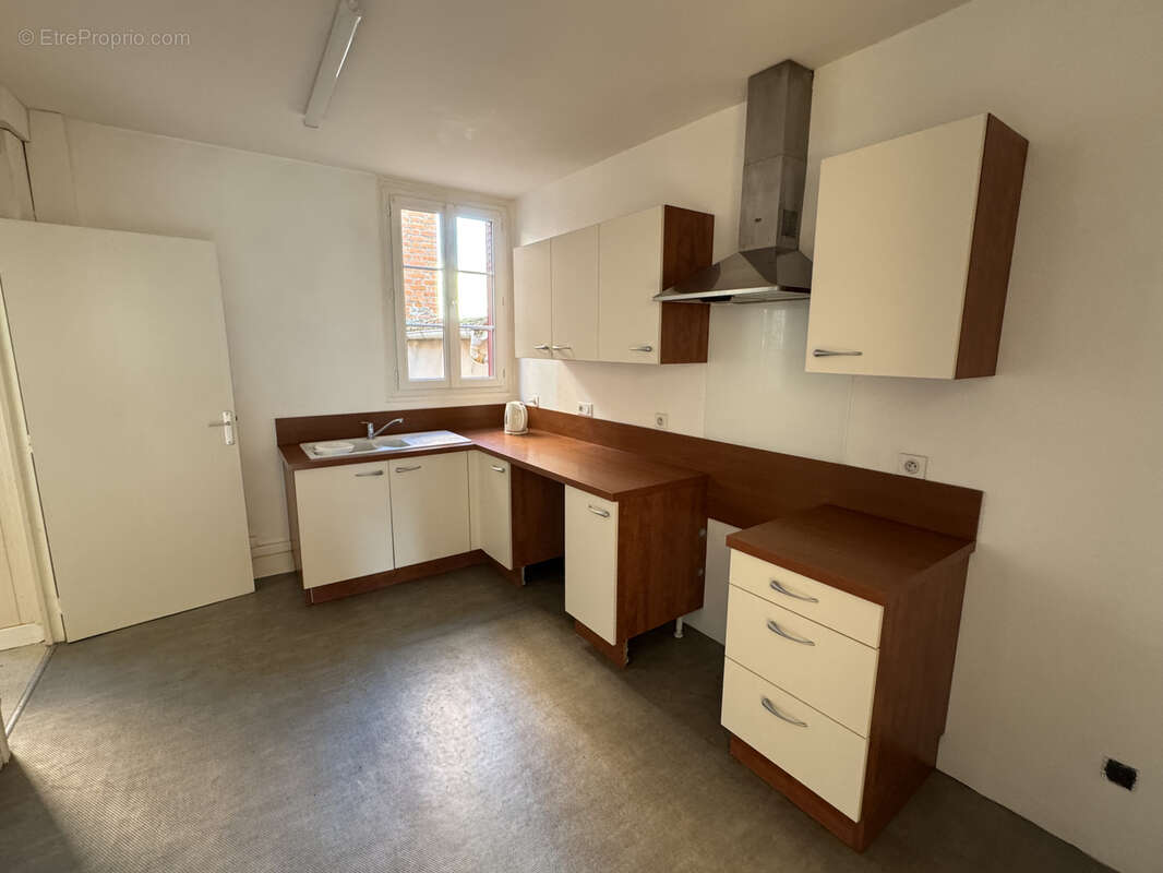 Appartement à BAR-SUR-AUBE