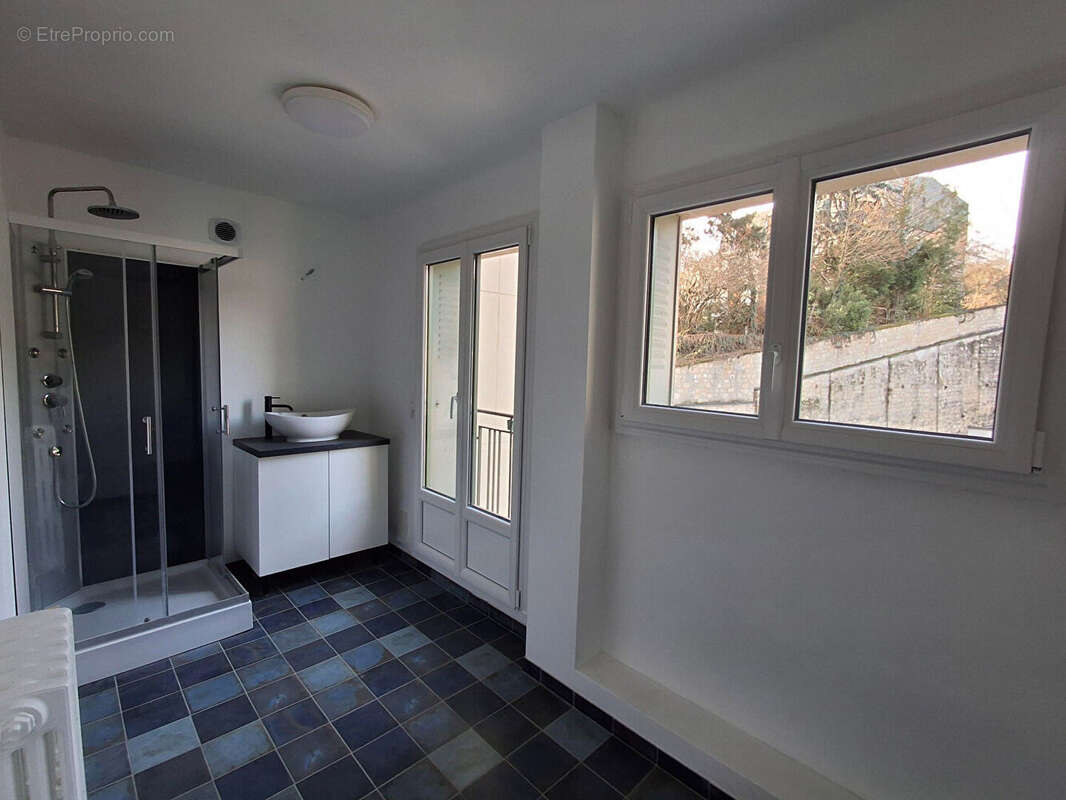 Appartement à CHAVILLE