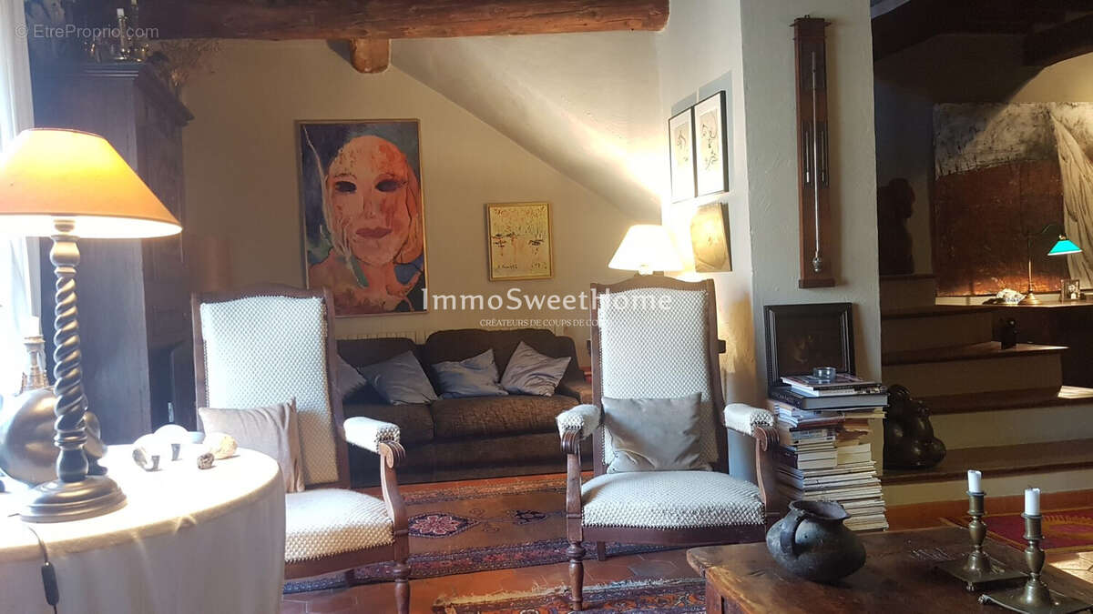 Maison à MIRABEL-AUX-BARONNIES