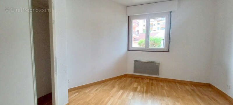 Appartement T3 avec parking et cave - photo 20