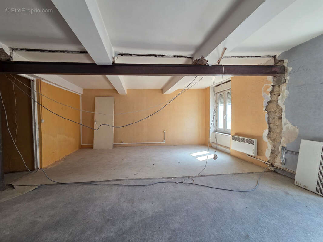 Appartement à LEZIGNAN-CORBIERES