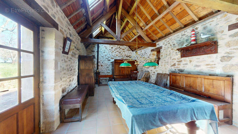 Maison à CLEDEN-CAP-SIZUN