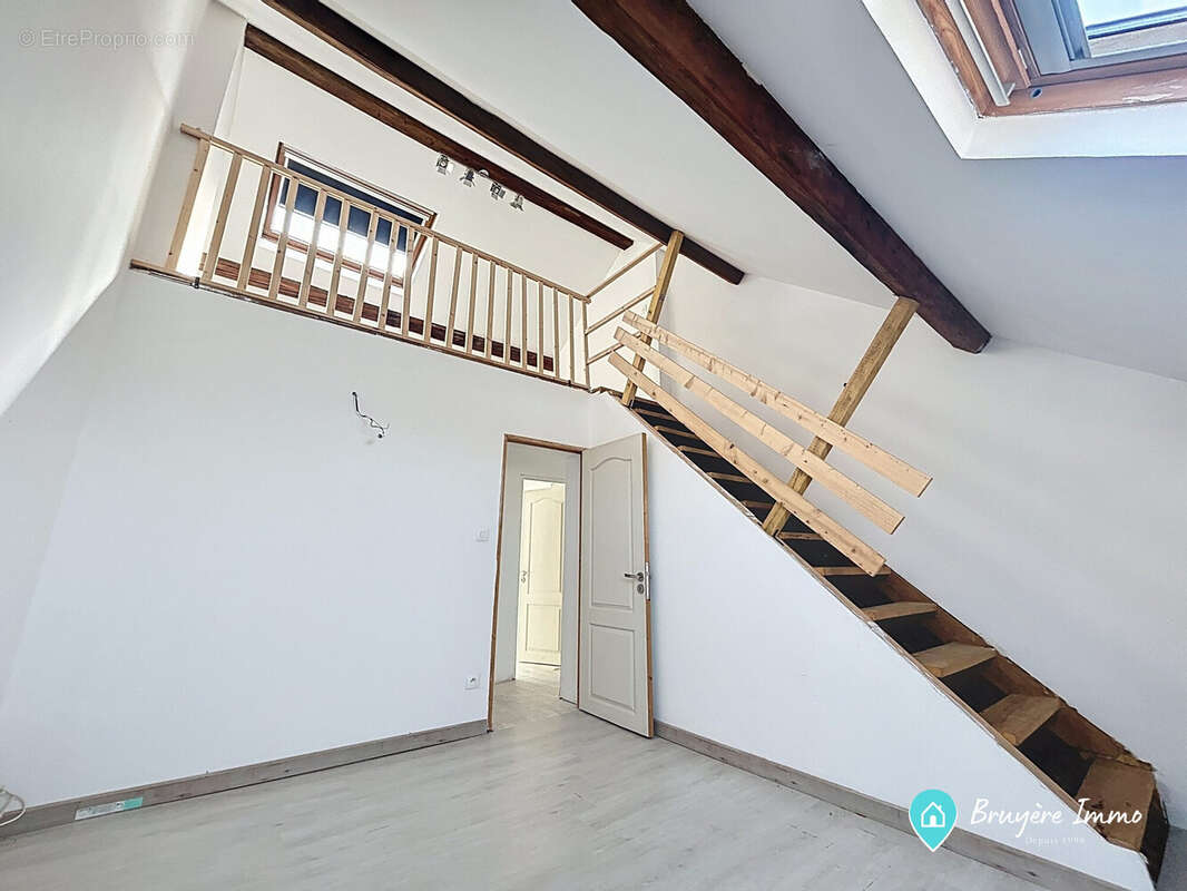 Maison 70 m² à Louvroil  - photo 7
