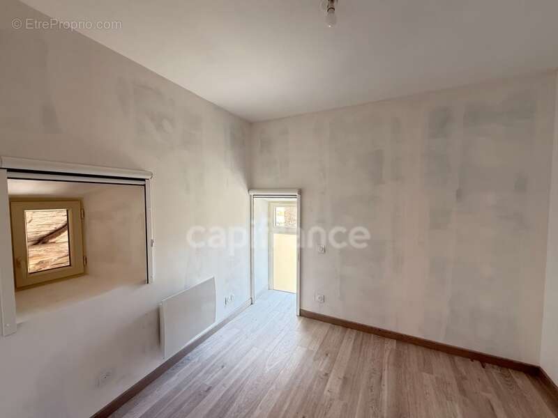 Le charme de l’ancien, le confort du moderne – Maison rénovée de 124 m² à Saint-Maurice-de-Satonnay - photo 15