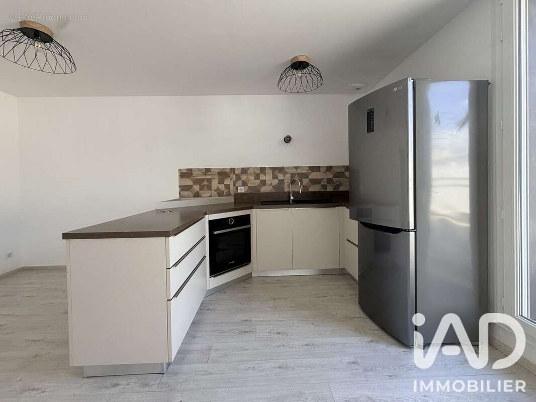 Appartement 59 m² à Limoges  - photo 4