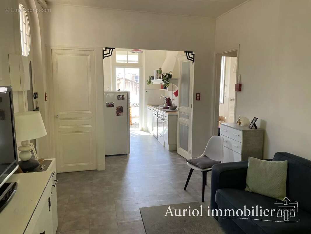 Maison à SAINT-ZACHARIE