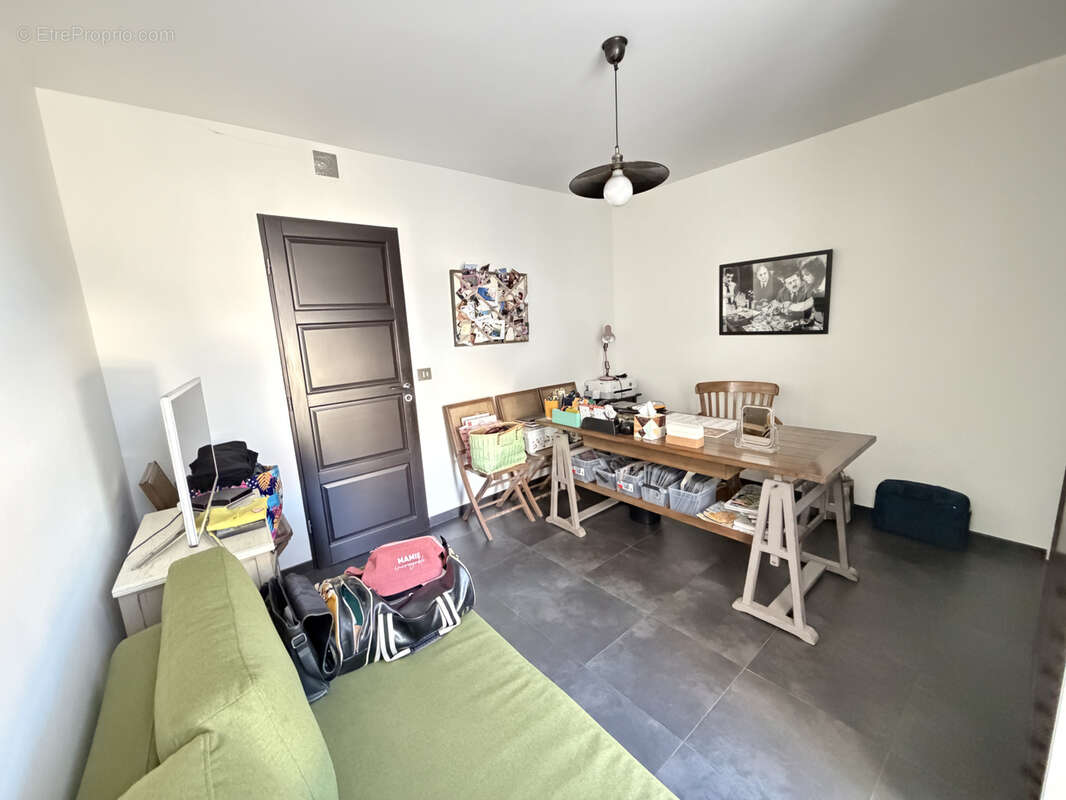 Appartement à SAINT-MAUR-DES-FOSSES