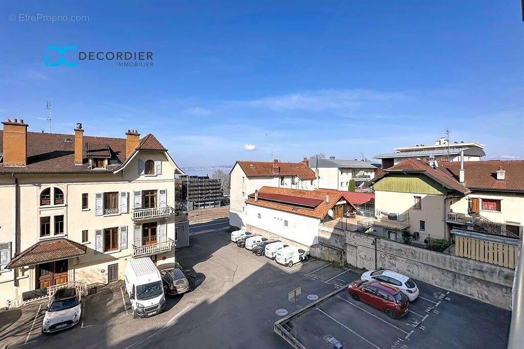 Appartement à EVIAN-LES-BAINS