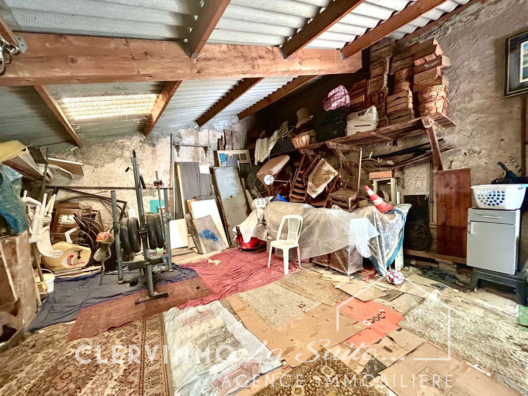 Appartement à MARSEILLE-11E