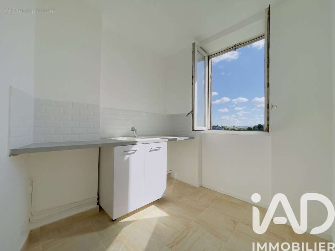 Photo 8 - Appartement à LE PERREUX-SUR-MARNE