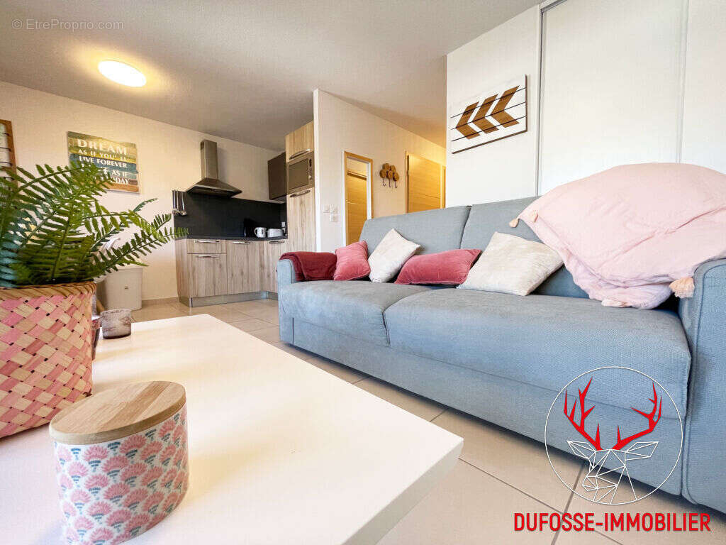 Nouveau - studio cabine - balcon - meubles - photo 3