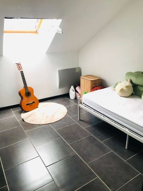 Appartement à LA GUERCHE-SUR-L'AUBOIS