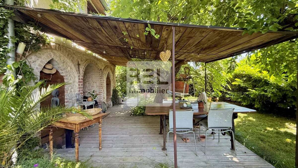 Maison à UZES