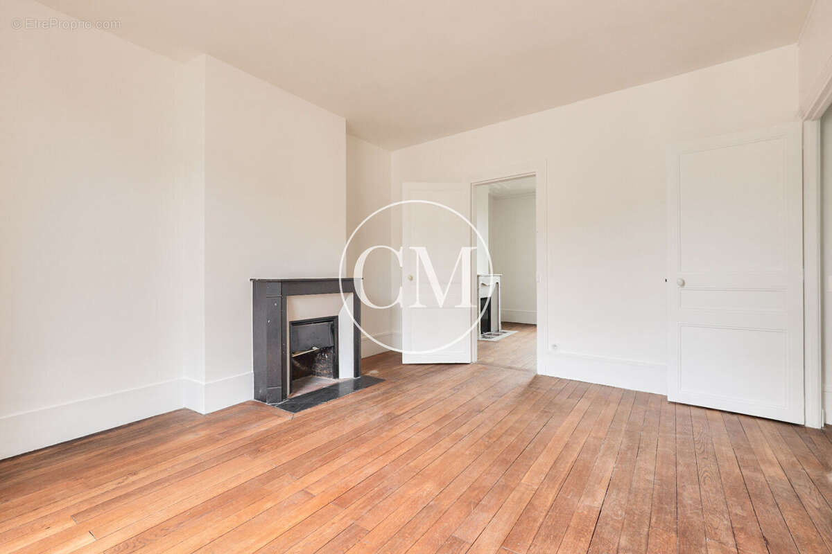 Appartement à VERSAILLES