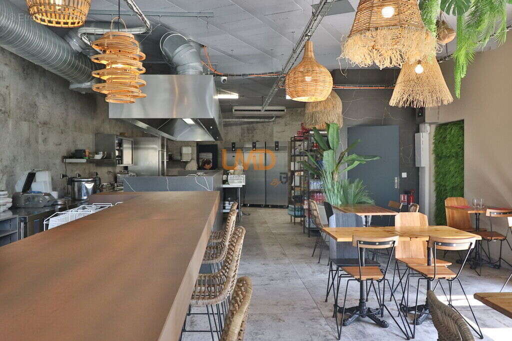 Commerce à LA SEYNE-SUR-MER