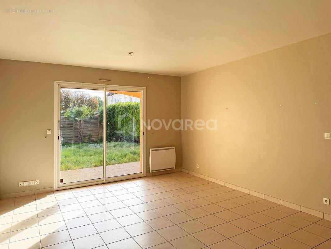 Appartement à BILLERE
