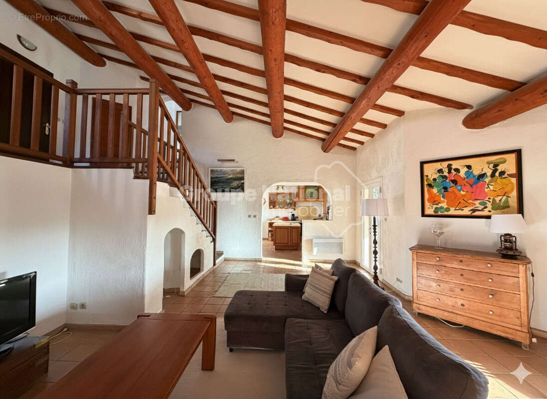 Maison à ENSUES-LA-REDONNE