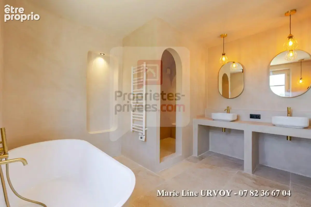 Propriété de charme au coeur des alpilles - 5 suites  - piscine - jardin paysage de plus de 2 000 m² - photo 12
