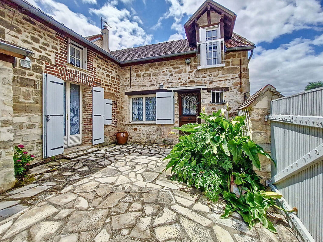 Maison à CHAUMONT-EN-VEXIN