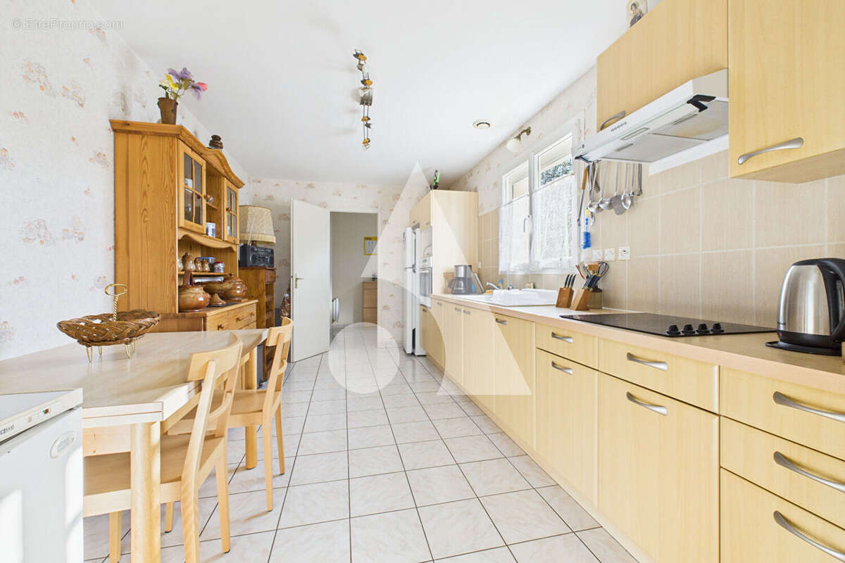 Maison à LA CHAPELLE-PALLUAU