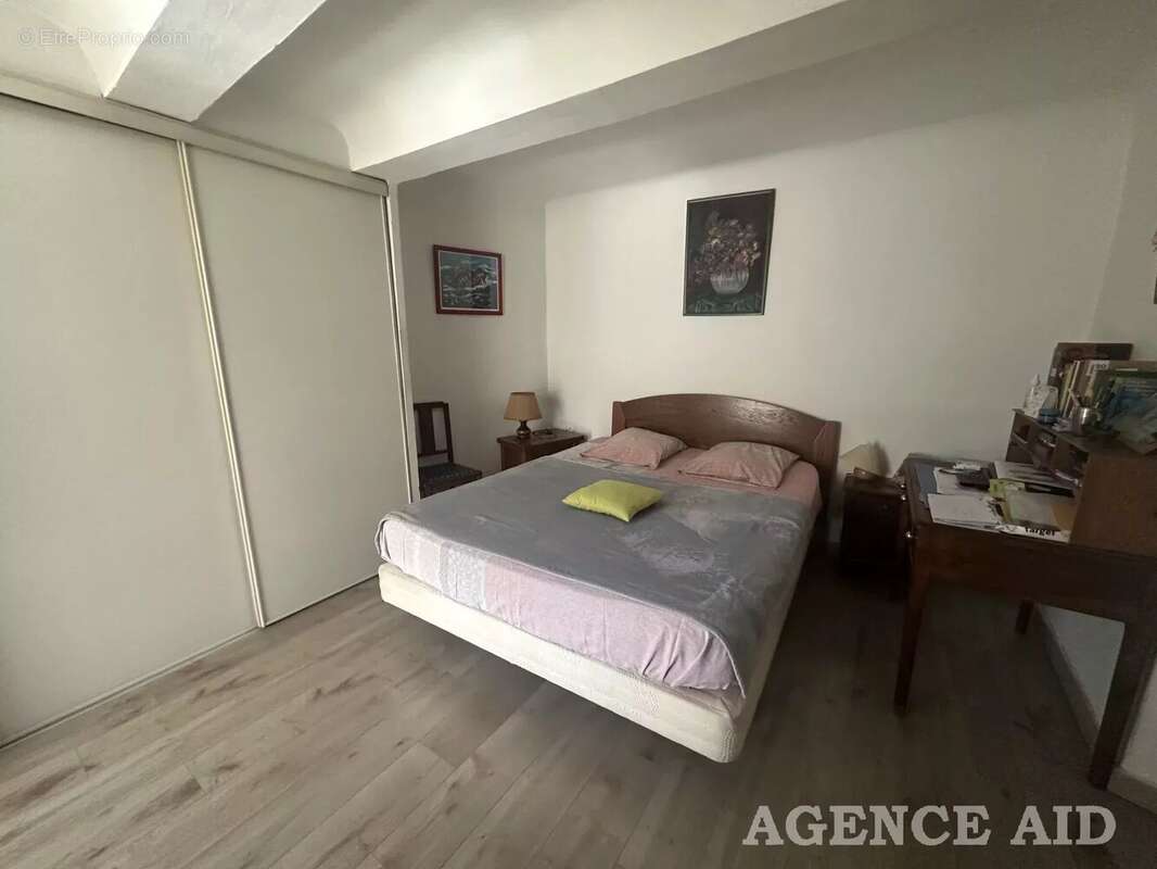 Appartement à CUGES-LES-PINS