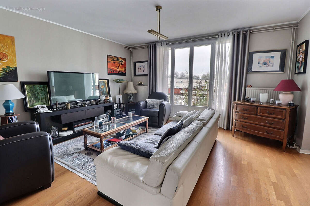 Appartement à SAINT-OUEN-L'AUMONE