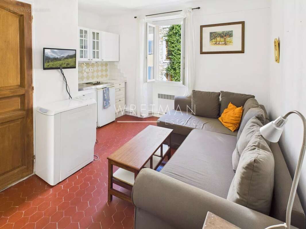 Maison à LA GARDE-FREINET