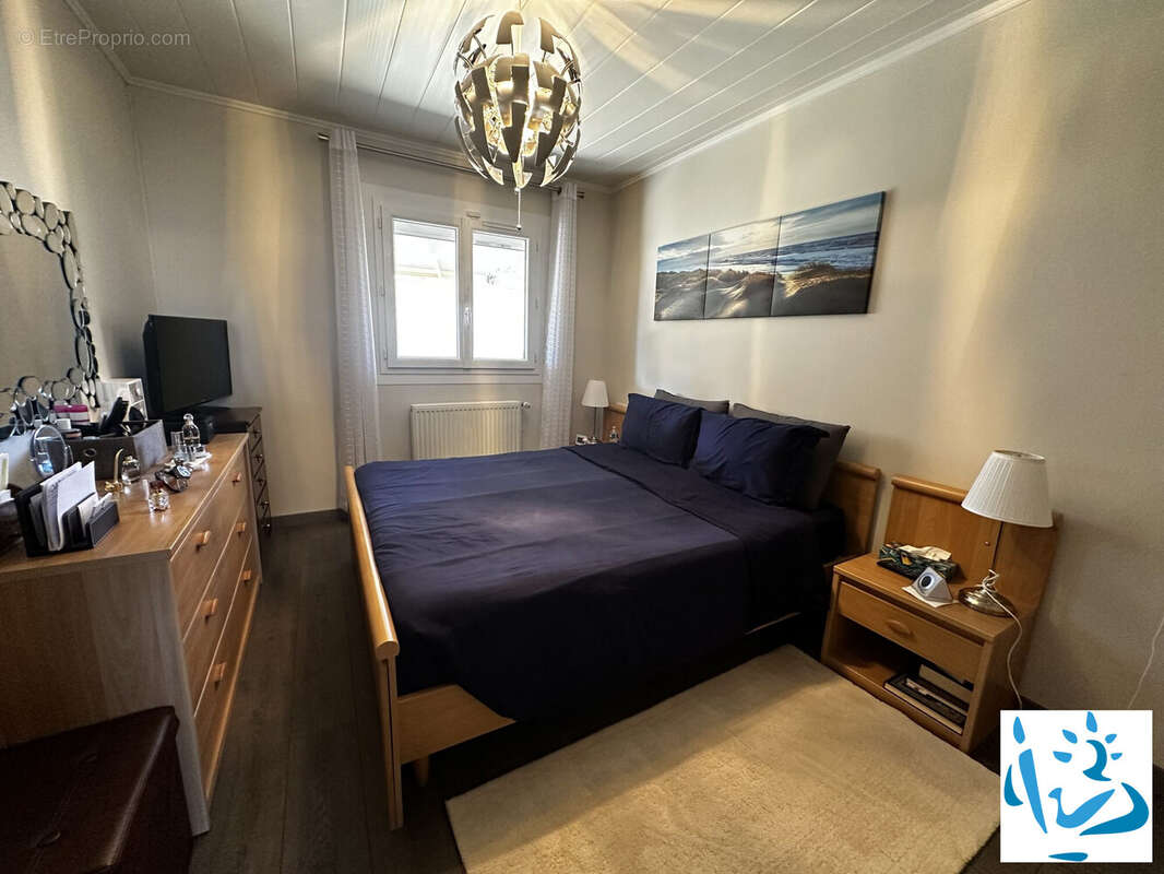 Maison à SAINT-JULIEN-DU-SAULT