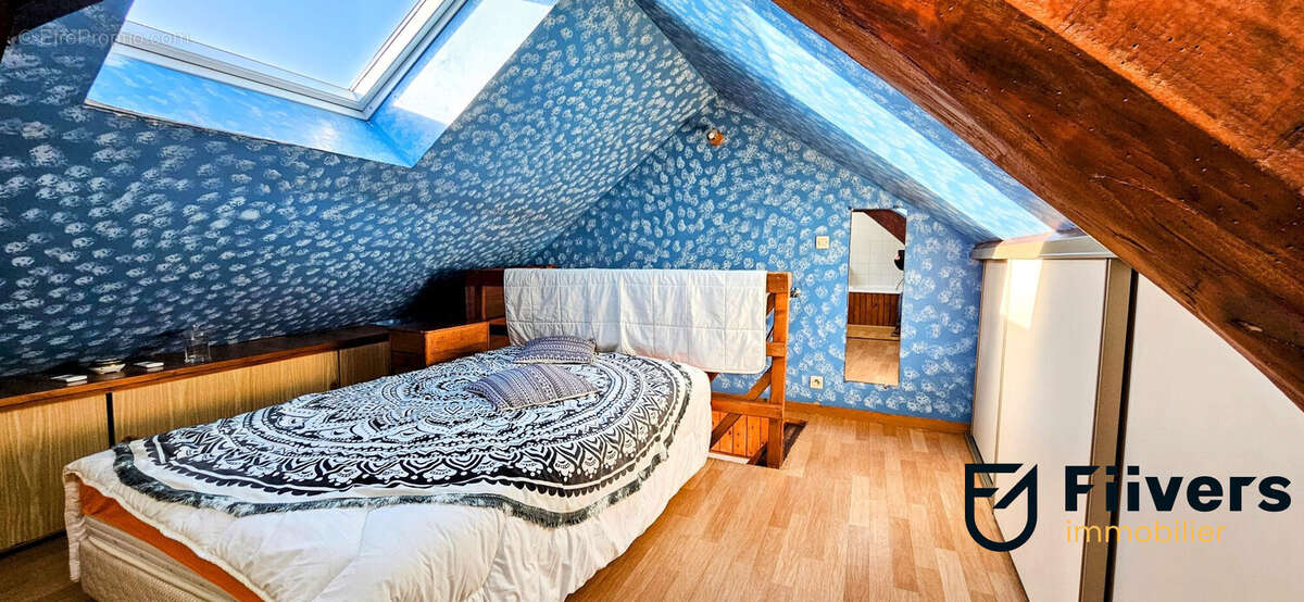 Appartement à BAULNE