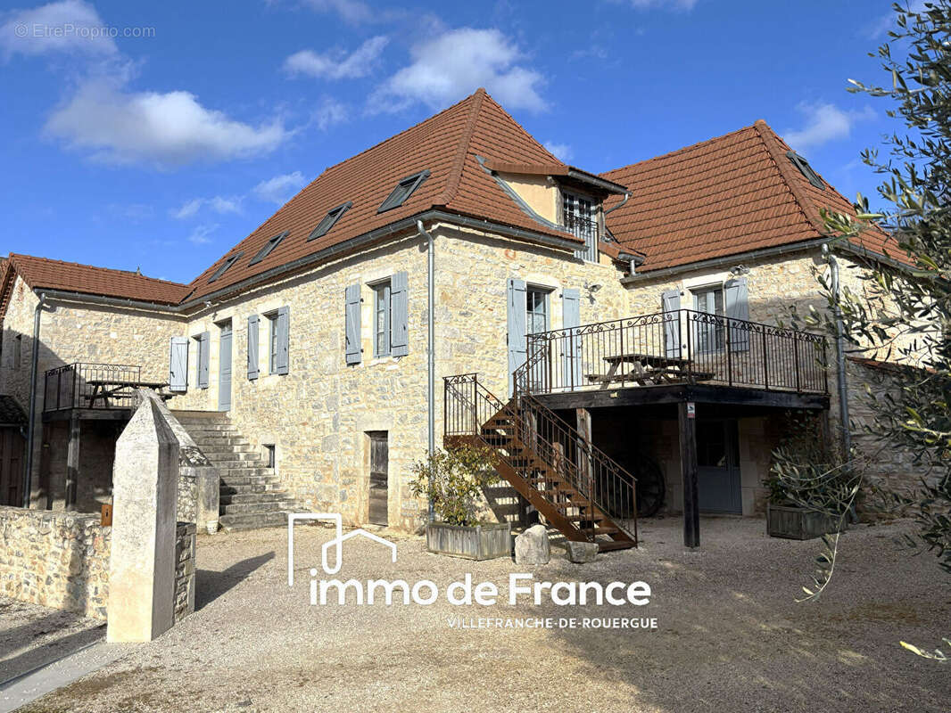 Maison à SAINT-CIRQ-LAPOPIE