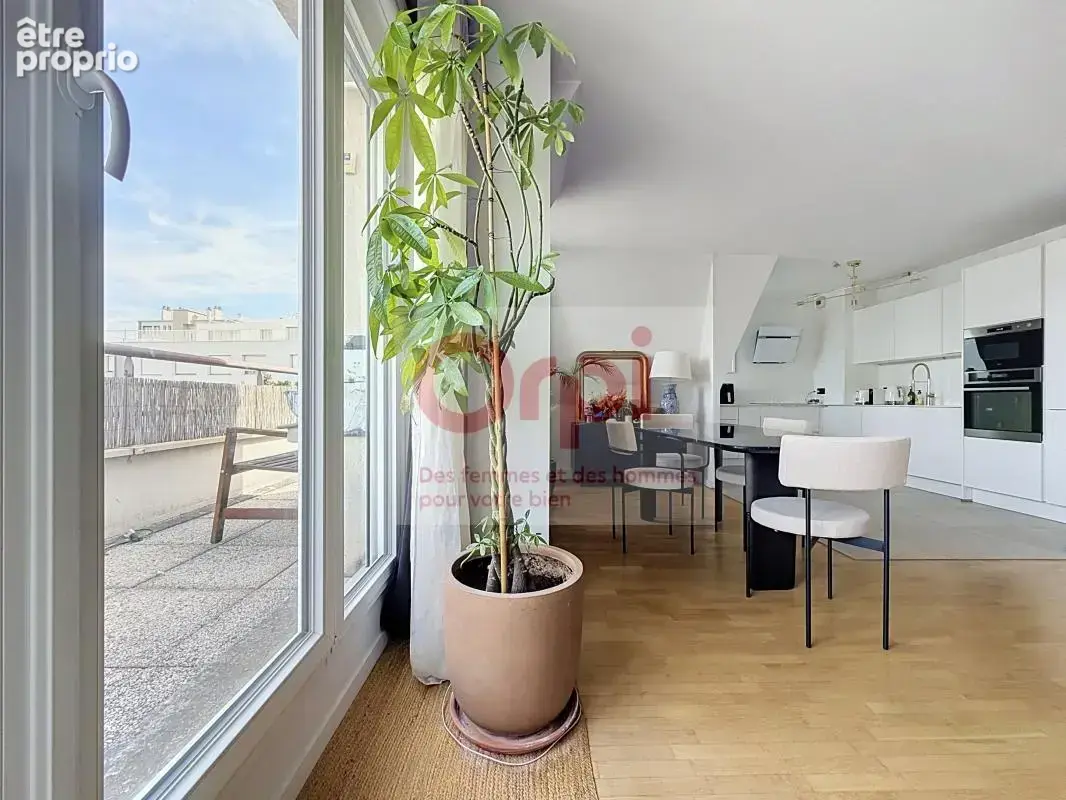 Photo Appartement à Issy-Les-Moulineaux au prix de 927 000€