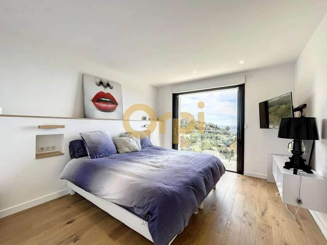 Maison à LES ISSAMBRES