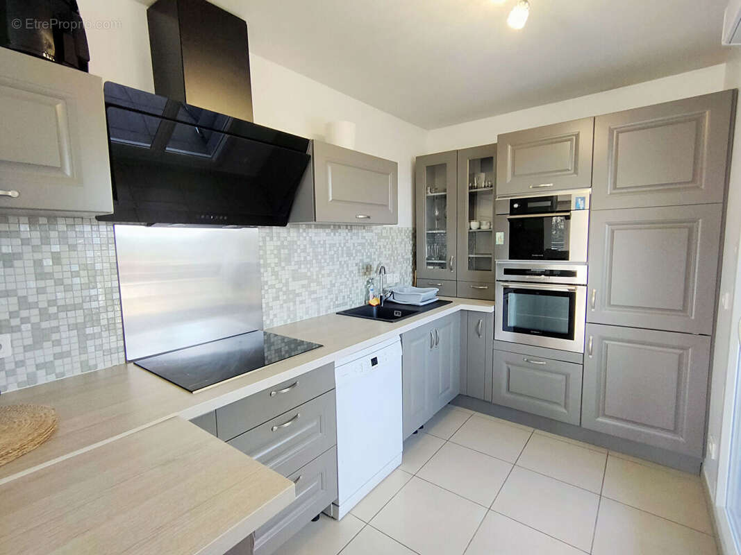 Appartement à MANDELIEU-LA-NAPOULE