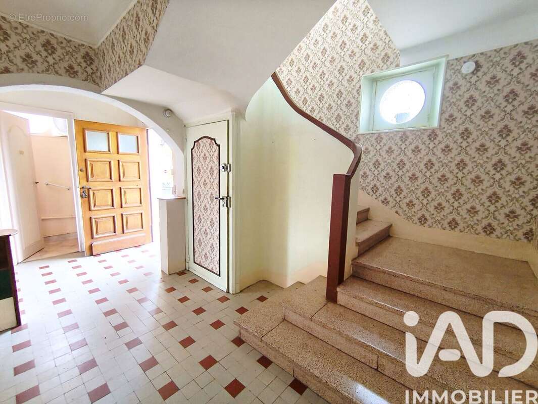 Maison 150 m² à Louze  - photo 5