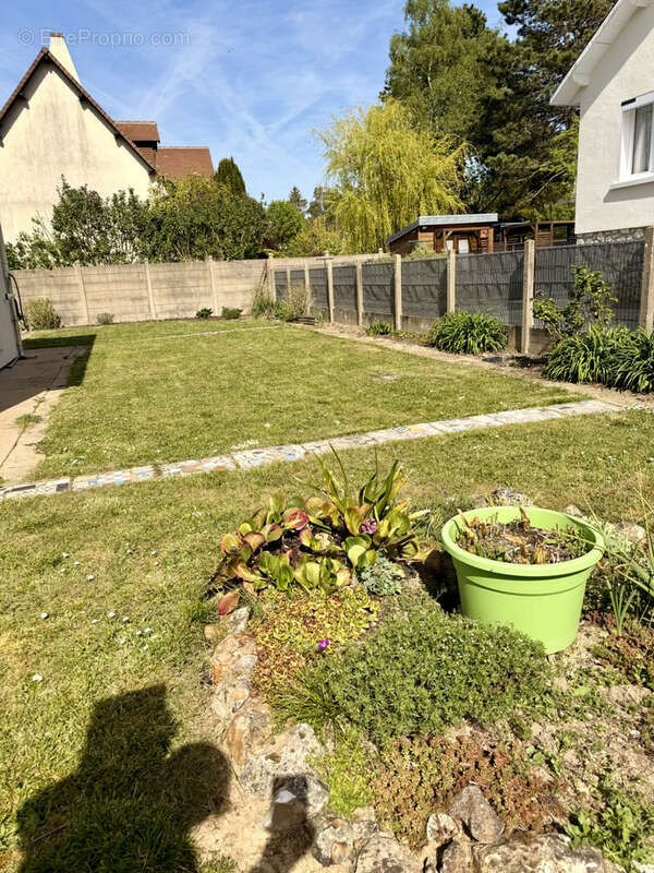 Maison à CLOYES-SUR-LE-LOIR