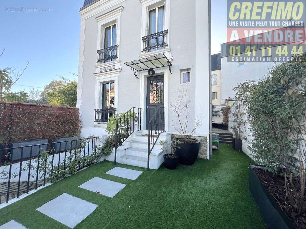 Maison à ASNIERES-SUR-SEINE