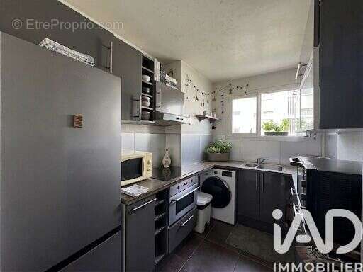 Photo 3 - Appartement à RUEIL-MALMAISON