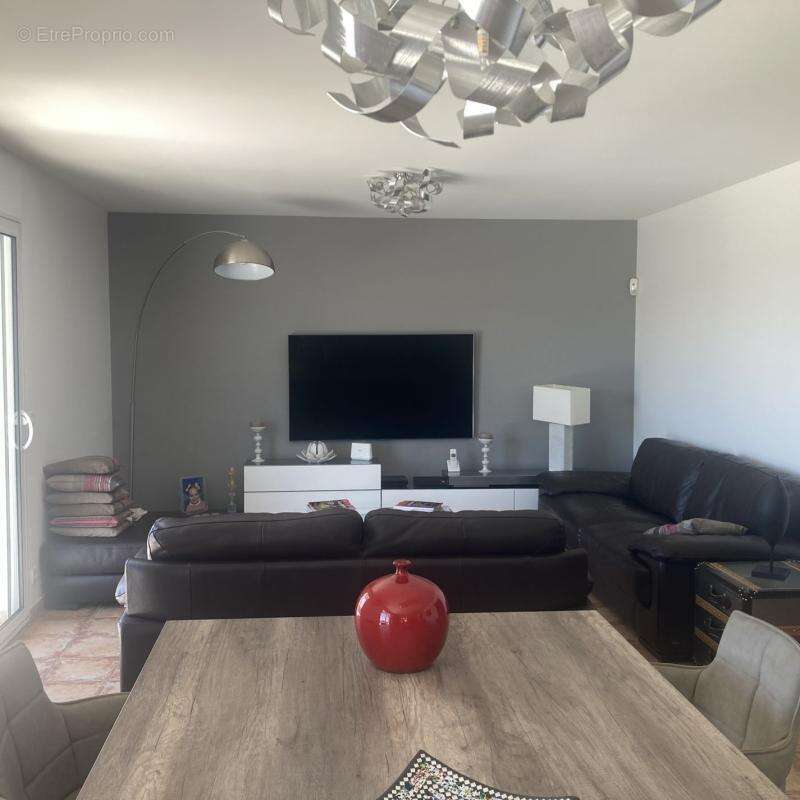 Maison 170 m² à Narbonne  - photo 4