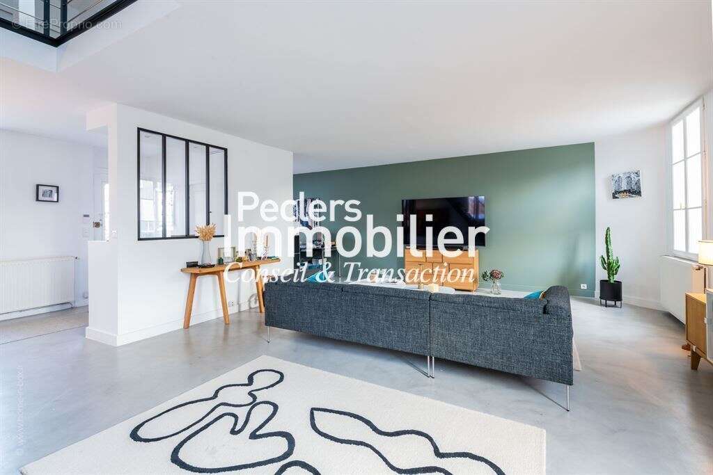 Maison esprit loft aux volumes exceptionnels – Rueil-Malmaison Coteaux - photo 3