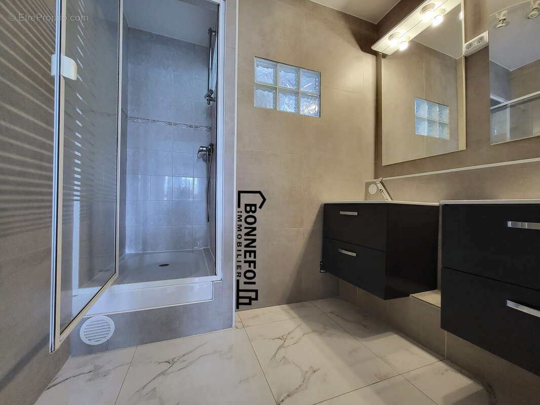 Appartement à CHAMPIGNY-SUR-MARNE