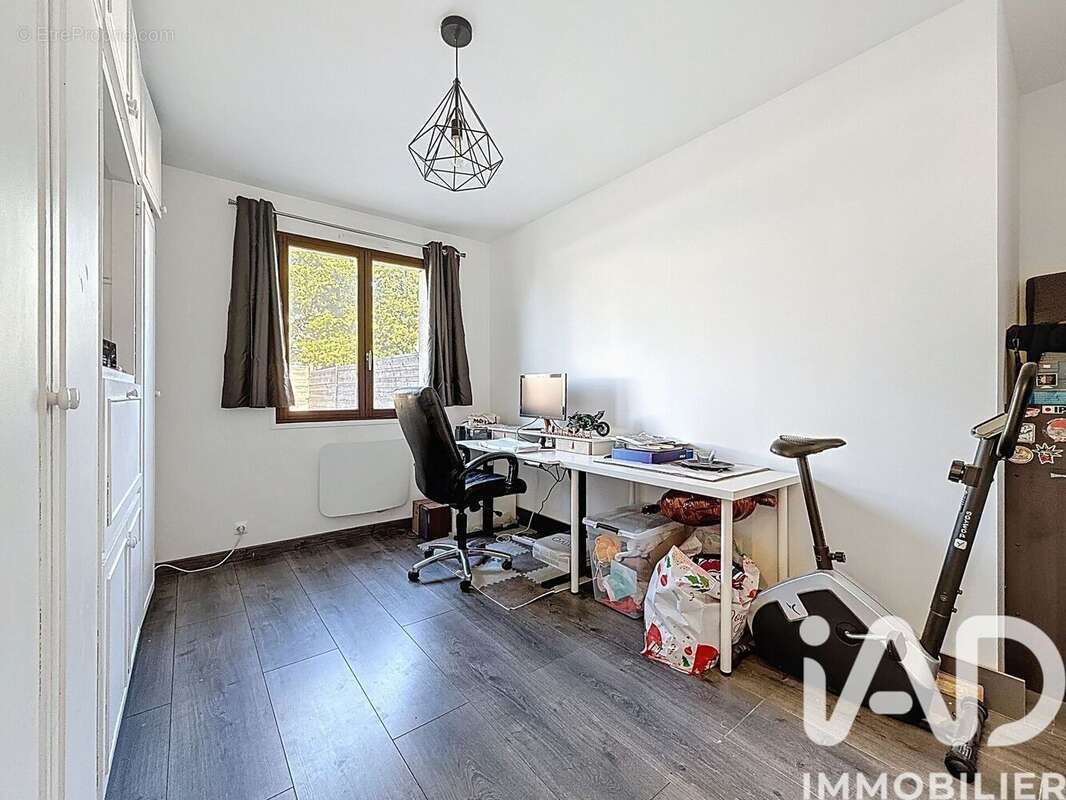 Photo 9 - Maison à SAINT-GERMAIN-LES-ARPAJON
