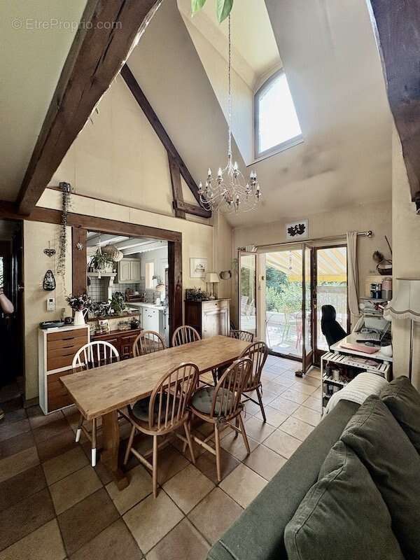 Maison à CHATEAUFORT